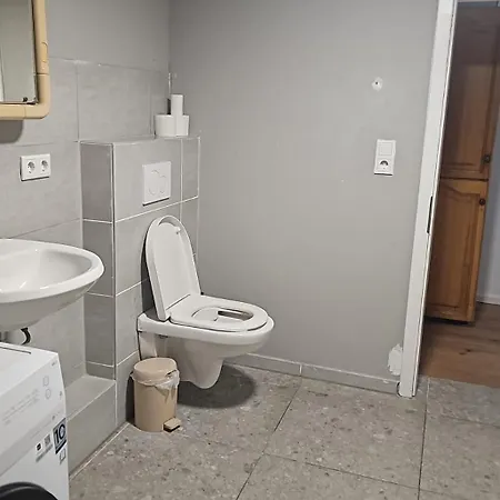 Flughafen Apartment Koeln Roesrath